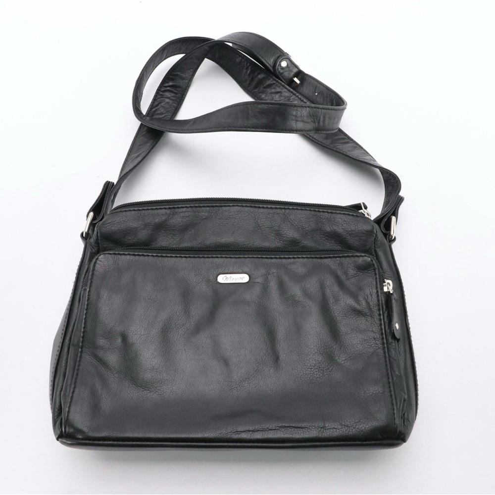 Monroc Crossbody Bag in Black Leather